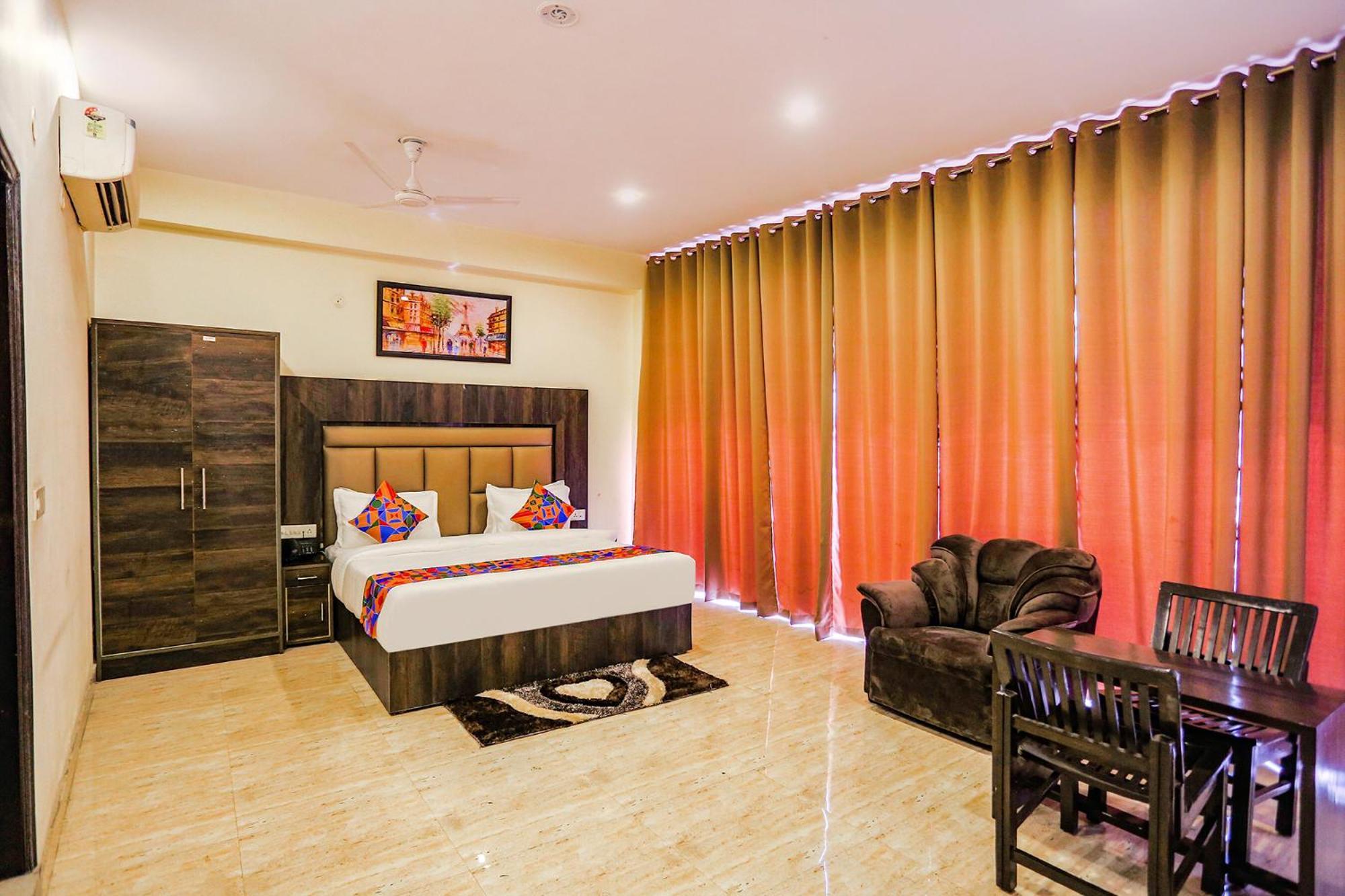 Fabhotel The Kiara Near Igi Delhi Airport Нью-Дели Экстерьер фото