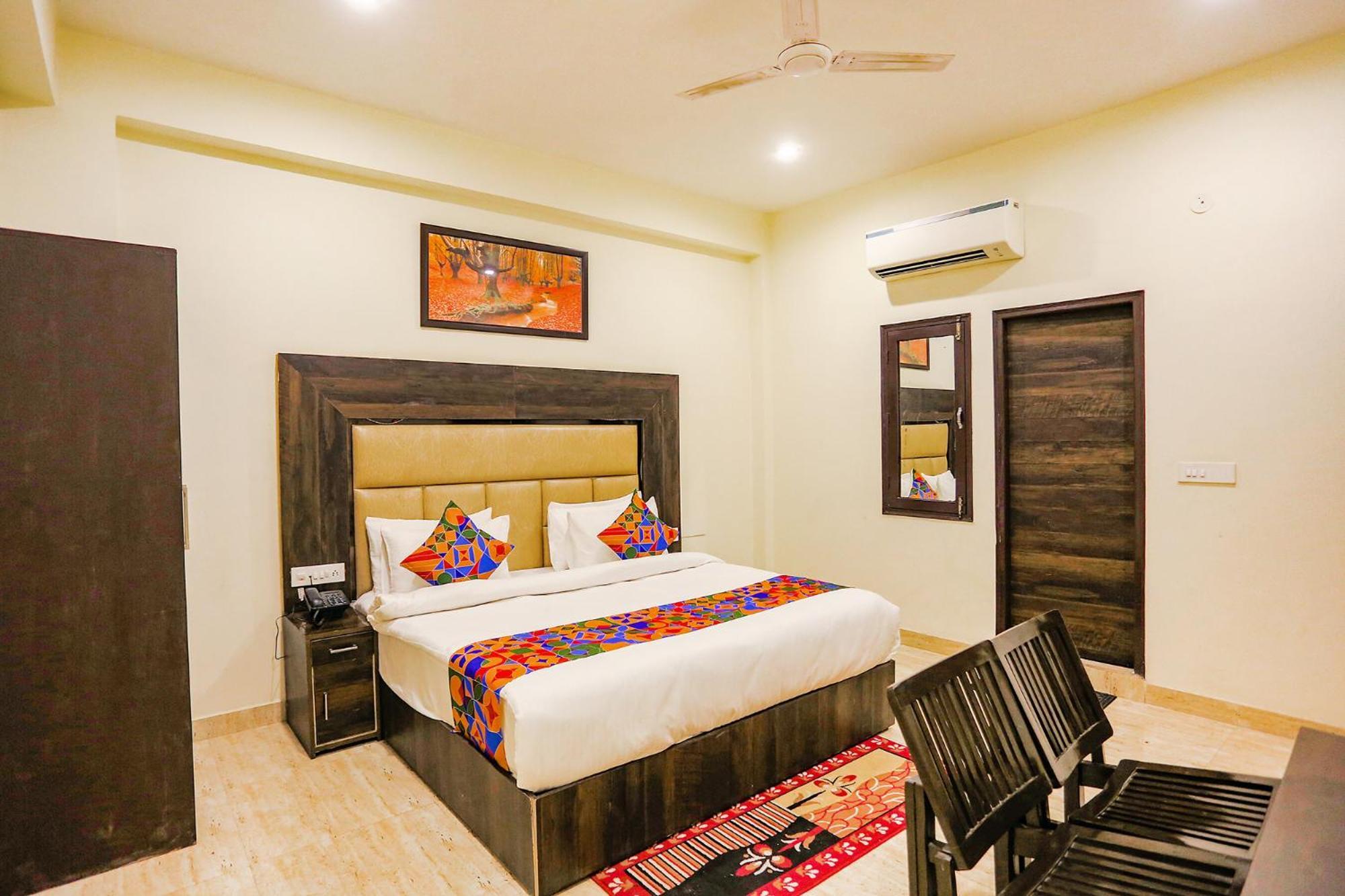 Fabhotel The Kiara Near Igi Delhi Airport Нью-Дели Экстерьер фото