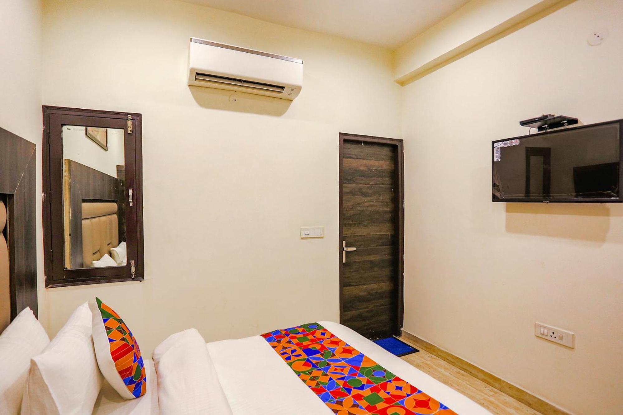 Fabhotel The Kiara Near Igi Delhi Airport Нью-Дели Экстерьер фото