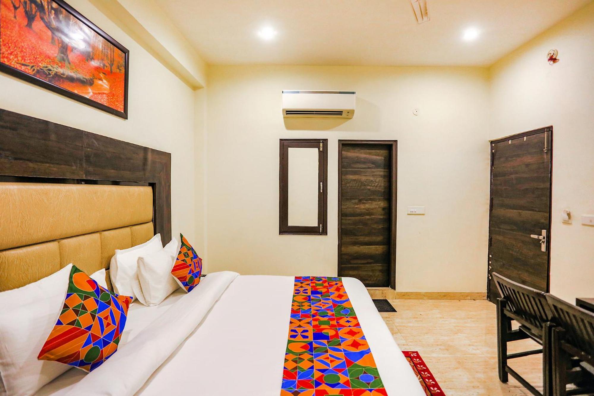 Fabhotel The Kiara Near Igi Delhi Airport Нью-Дели Экстерьер фото