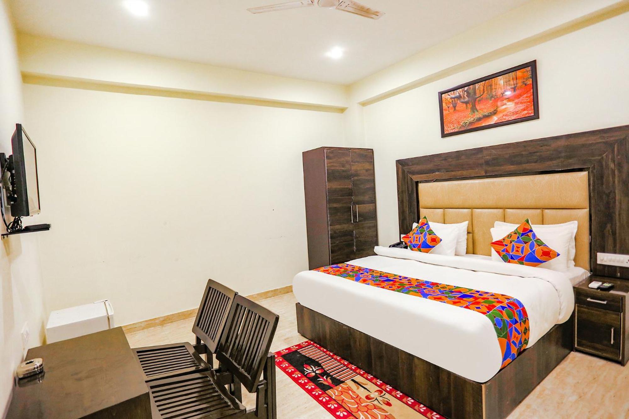 Fabhotel The Kiara Near Igi Delhi Airport Нью-Дели Экстерьер фото