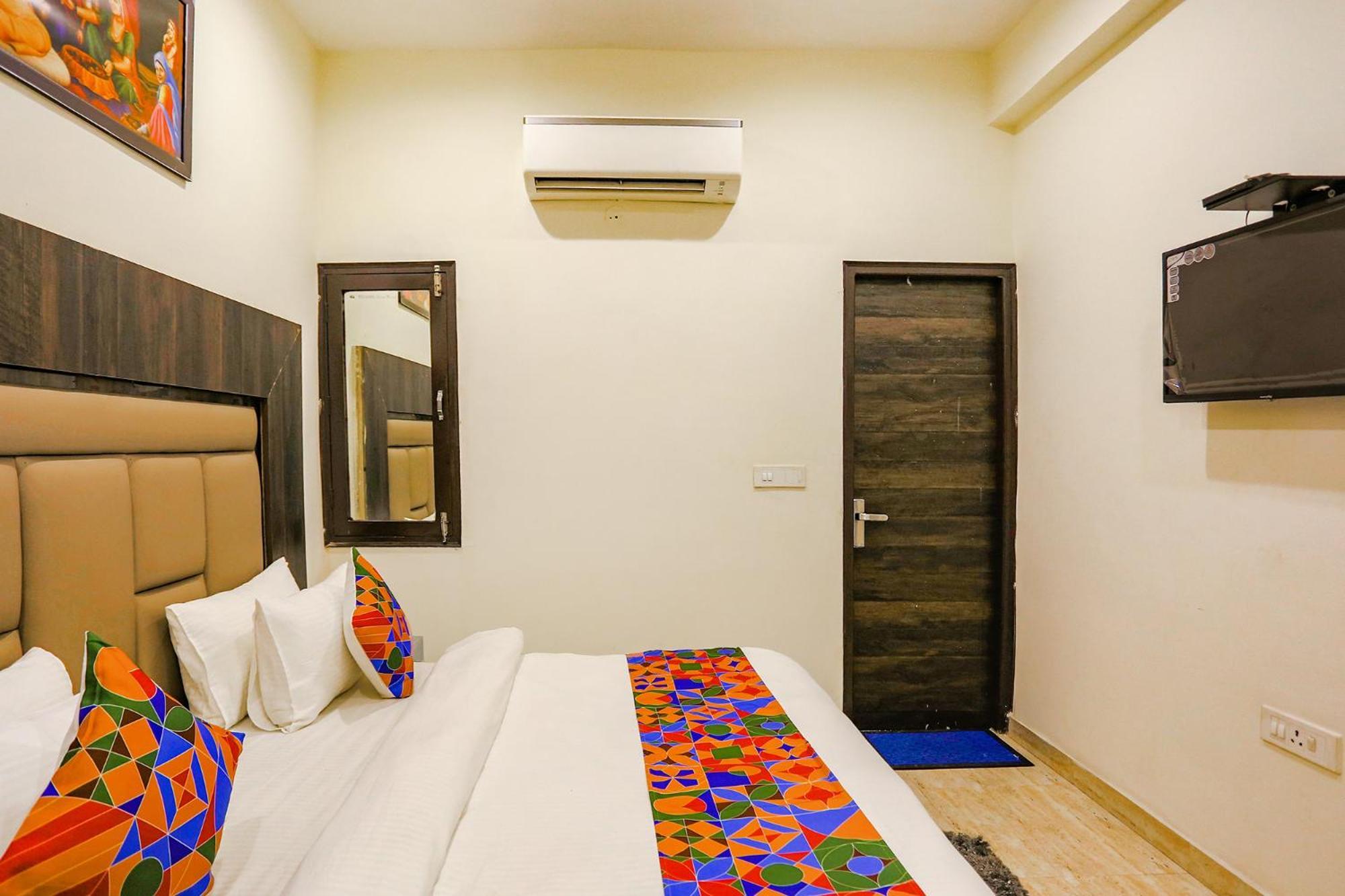 Fabhotel The Kiara Near Igi Delhi Airport Нью-Дели Экстерьер фото
