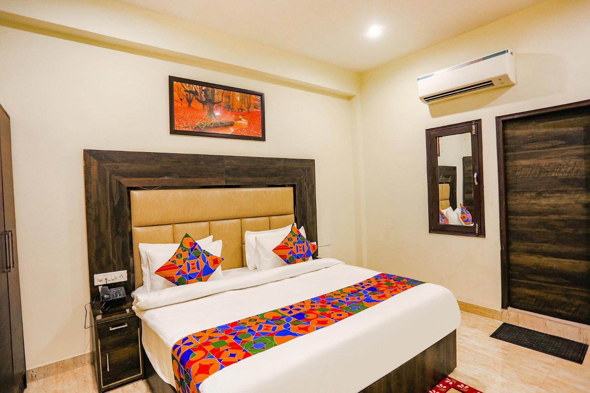 Fabhotel The Kiara Near Igi Delhi Airport Нью-Дели Экстерьер фото