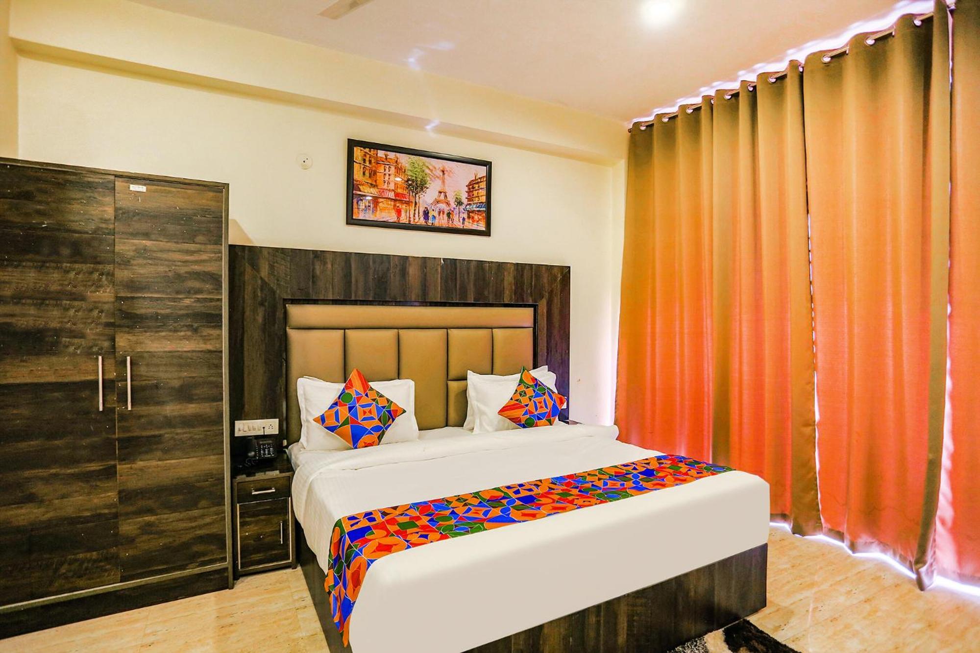 Fabhotel The Kiara Near Igi Delhi Airport Нью-Дели Экстерьер фото